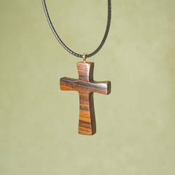 Cocobolo~十字架~木製のネックレス 2枚目の画像