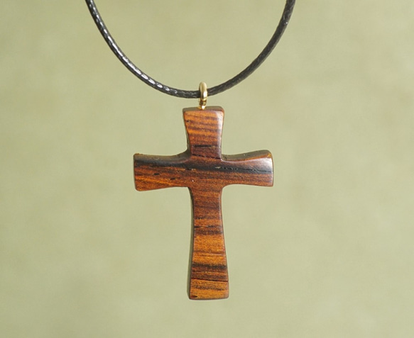 Cocobolo~十字架~木製のネックレス 4枚目の画像