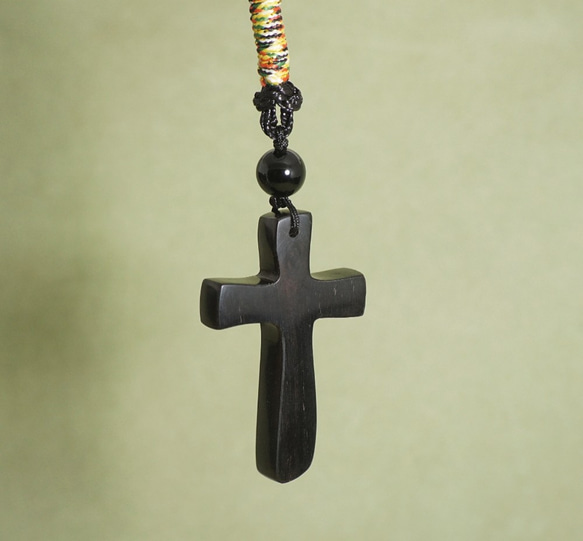 十字架~エボニーのネックレス 1枚目の画像