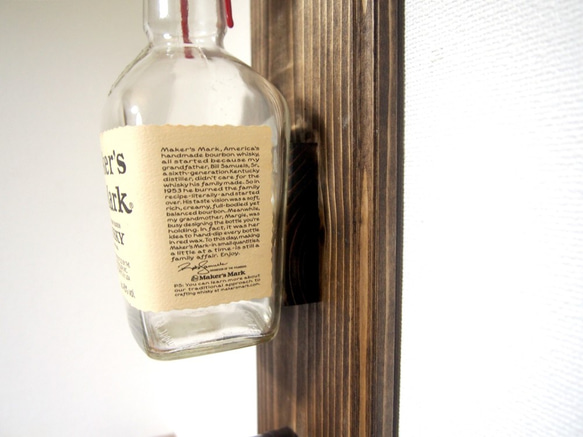 【ボトルランプ】メーカーズマークの壁掛けランプ 4枚目の画像