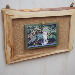 壁掛け木枠コルクボード写真飾 1枚目の画像
