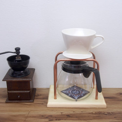 【珈琲グッズ】コーヒードリップスタンド　曲げ銅管とタイルのシンプル仕上げ 1枚目の画像