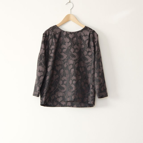 JACQUARD BLOUSE ジャガードトップス　どんぐりの森　グレー 1枚目の画像