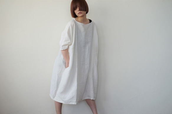 ハンドメイド　リネン　刺し子　ゆったり　ロングワンピース　ホワイト リネンロングトップス（白）ワンピース ワンピース 岡詩子 通販