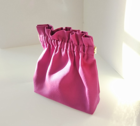 赤紫のばね口ポーチ(12cm) 1枚目の画像