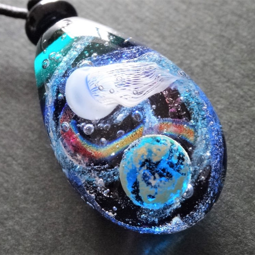 宇宙ガラス ペンダントトップ クラゲ oxy-ne005.jpg