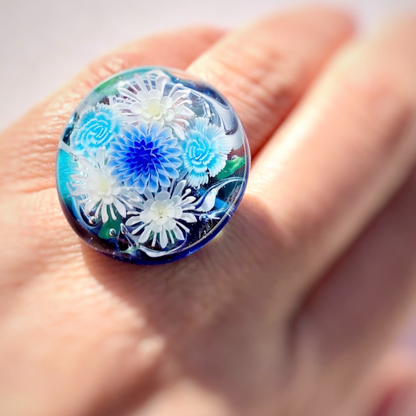《フラワーブーケ》　指輪　リング　ガラス　とんぼ玉　花　カーネーション　母の日 1枚目の画像