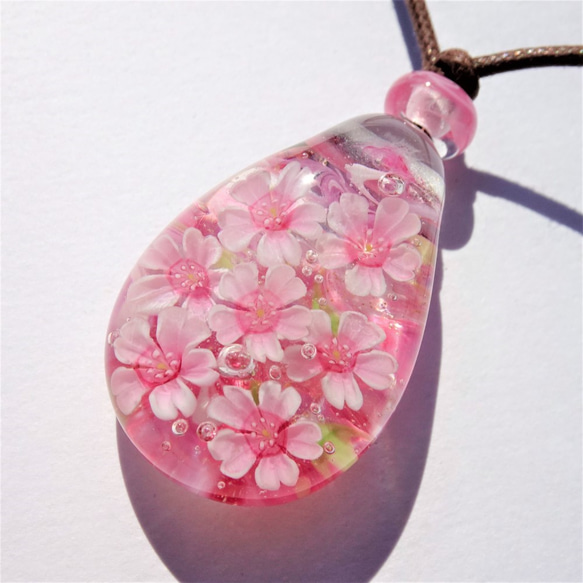 《櫻花》玻璃蜻蜓球吊墜Hanaharu 第3張的照片