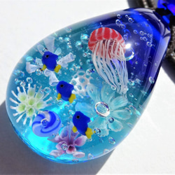 “水母和熱帶魚”挂件玻璃球蜻蜓水母 第1張的照片