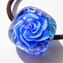 “藍玫瑰”發玻璃玻璃天花球花玫瑰 第1張的照片