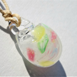 《candy》　アロマペンダント　ガラス　とんぼ玉　 2枚目の画像
