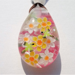 “水仙和日本的白色眼”挂件玻璃球蜻蜓花春天 第2張的照片