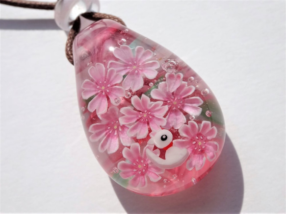 “櫻花和貓”吊墜玻璃蜻蜓球櫻桃春天貓 第1張的照片