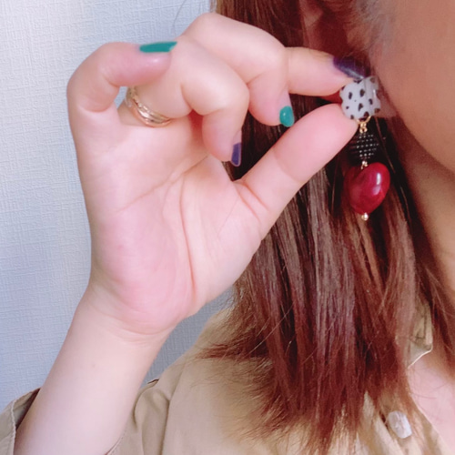 秋♡ふっくらワインレッド、クリアハートとダルメシアンなスクエア  