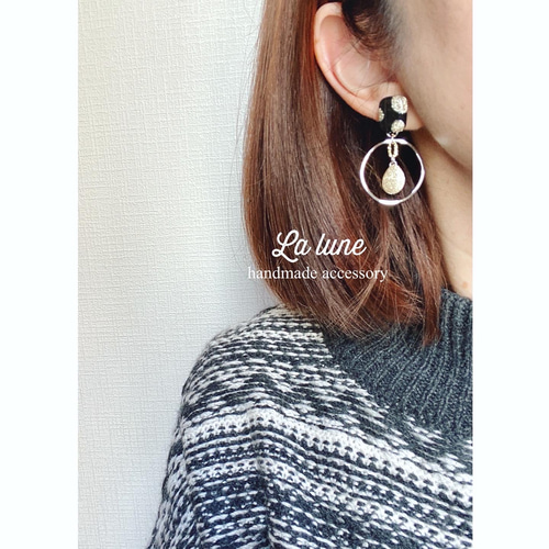 人気♡ドット ブラックスクエア×ゴールドドットとゴールドウェーブ