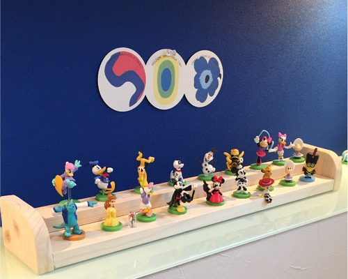 ディズニーチョコエッグ コレクション 約110体 木製ディスプレイケース