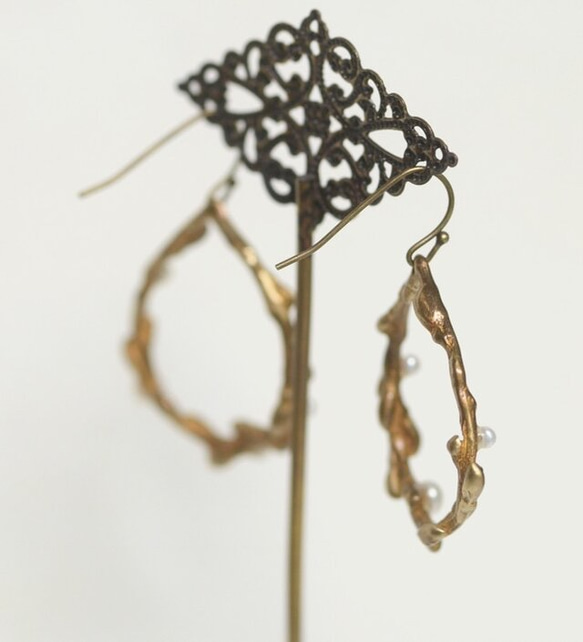 Shizuku Wreath / earrings - Pearl 8枚目の画像