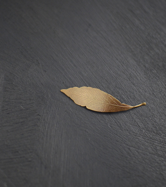 Fallen leaves / brooch 1枚目の画像