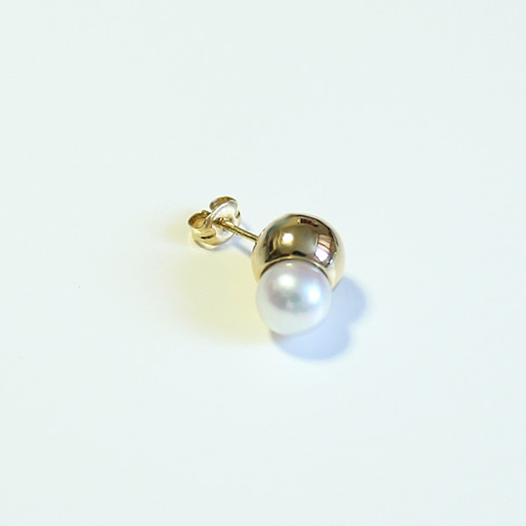 ■solid pearl pierce -round / gold-■ ソリッドパールピアス ラウンド ゴールド 6枚目の画像