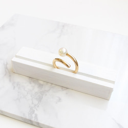 ■spiral pearl ring -gold-■ スパイラルパールリング ゴールド 1枚目の画像