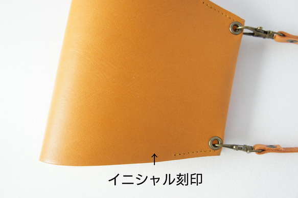 【Creema限定 早割価格】本革マスクケース＊orange＊クリアシート/ストラップ付/マグネット/二つ折り/送料無料 4枚目の画像