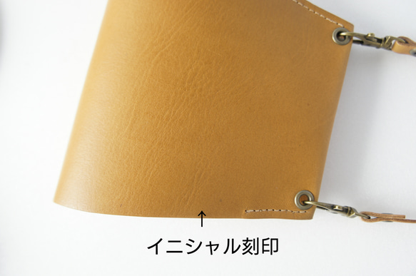 【Creema限定 早割価格 】本革マスクケース＊camel＊クリアシート/ストラップ付/マグネット/二つ折り/送料無料 4枚目の画像