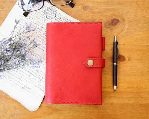 Creema限定 早割価格】B6サイズ手帳カバー＊red＊ヌメシュリンク