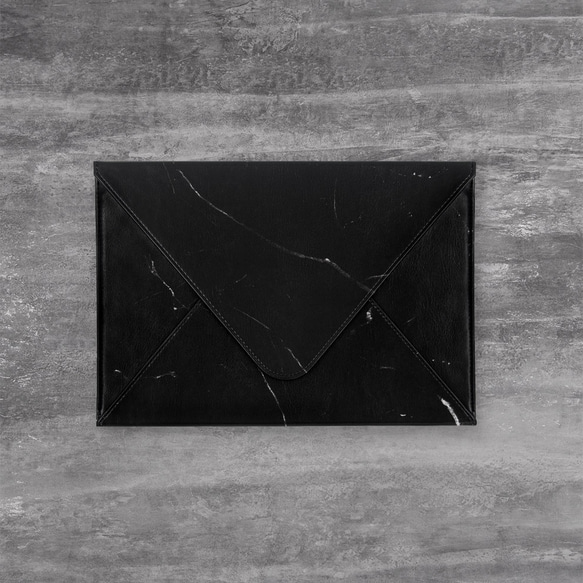 大理石信封平板包（黑） 第2張的照片
