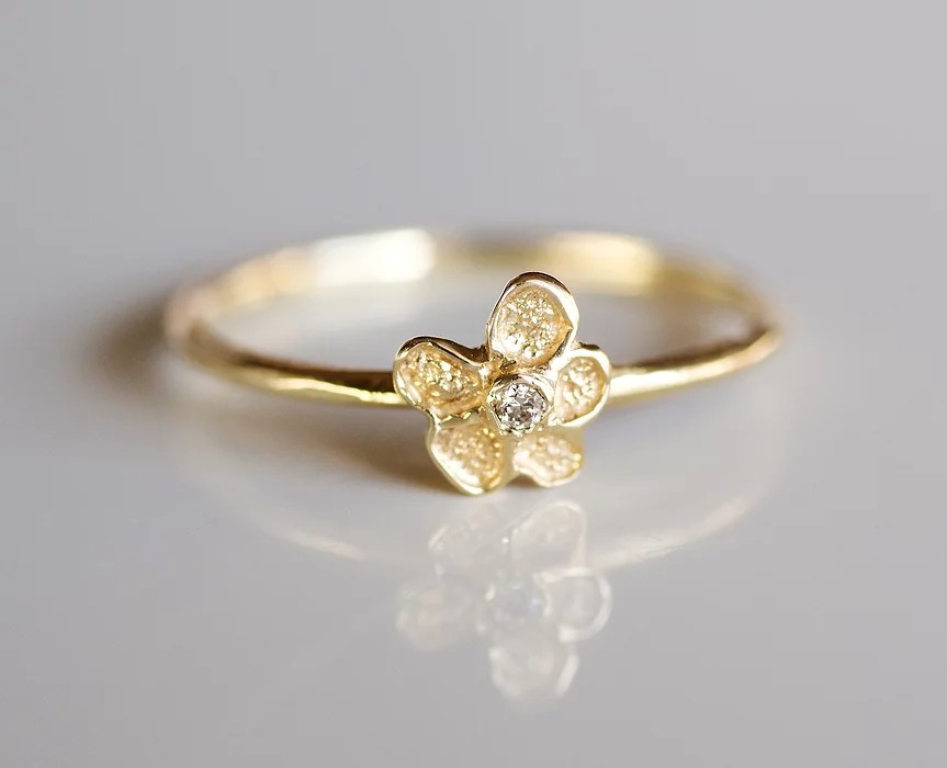 Flower Lace Ring／フラワーレースリング 72,600円