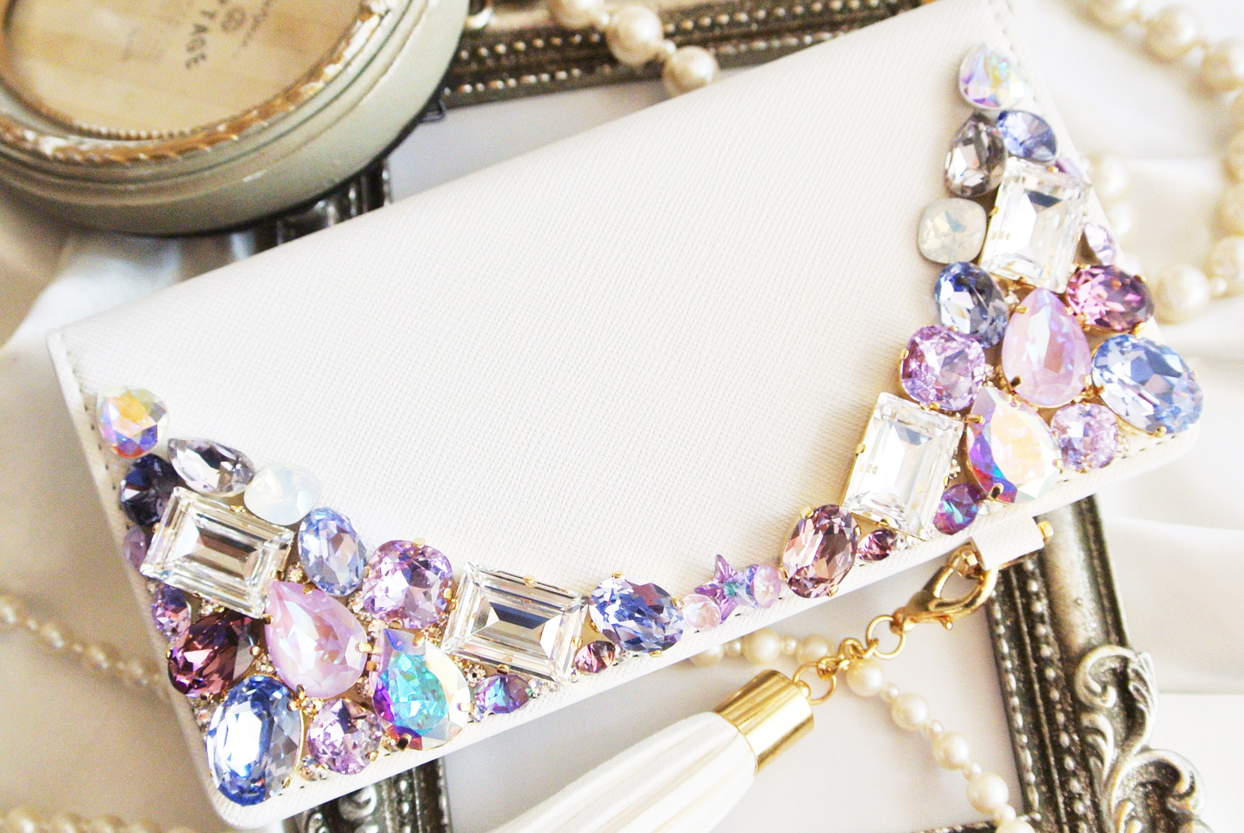 手帳型 iPhone17pro,Max16,15,14他スワロフスキーデコレーションケースパープル系ビジュースマホカバー