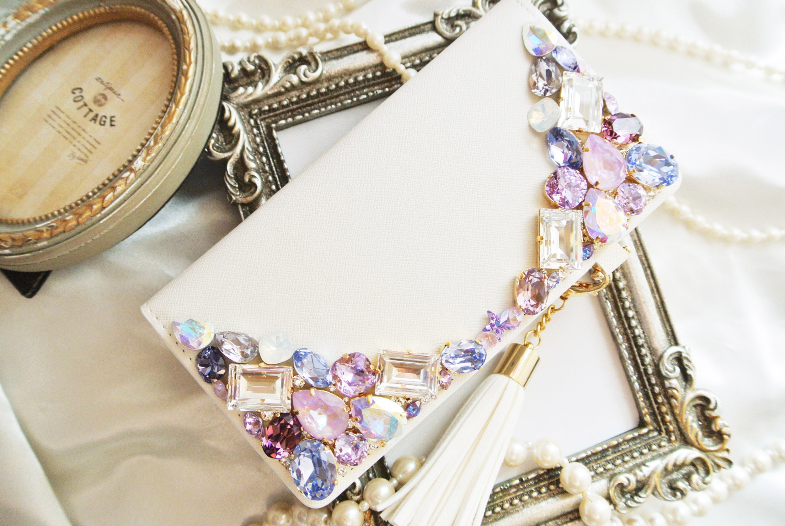 手帳型 iPhone17pro,Max16,15,14他スワロフスキーデコレーションケースパープル系ビジュースマホカバー