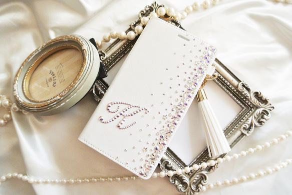 手帳型Phone16pro,15,14他 スワロフスキー 星・雫カットクリスタル  