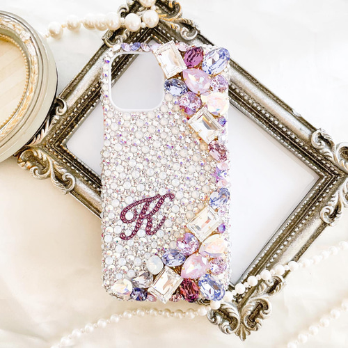 iPhone17pro,16,15,14他イニシャル スワロフスキー ケースパープル系