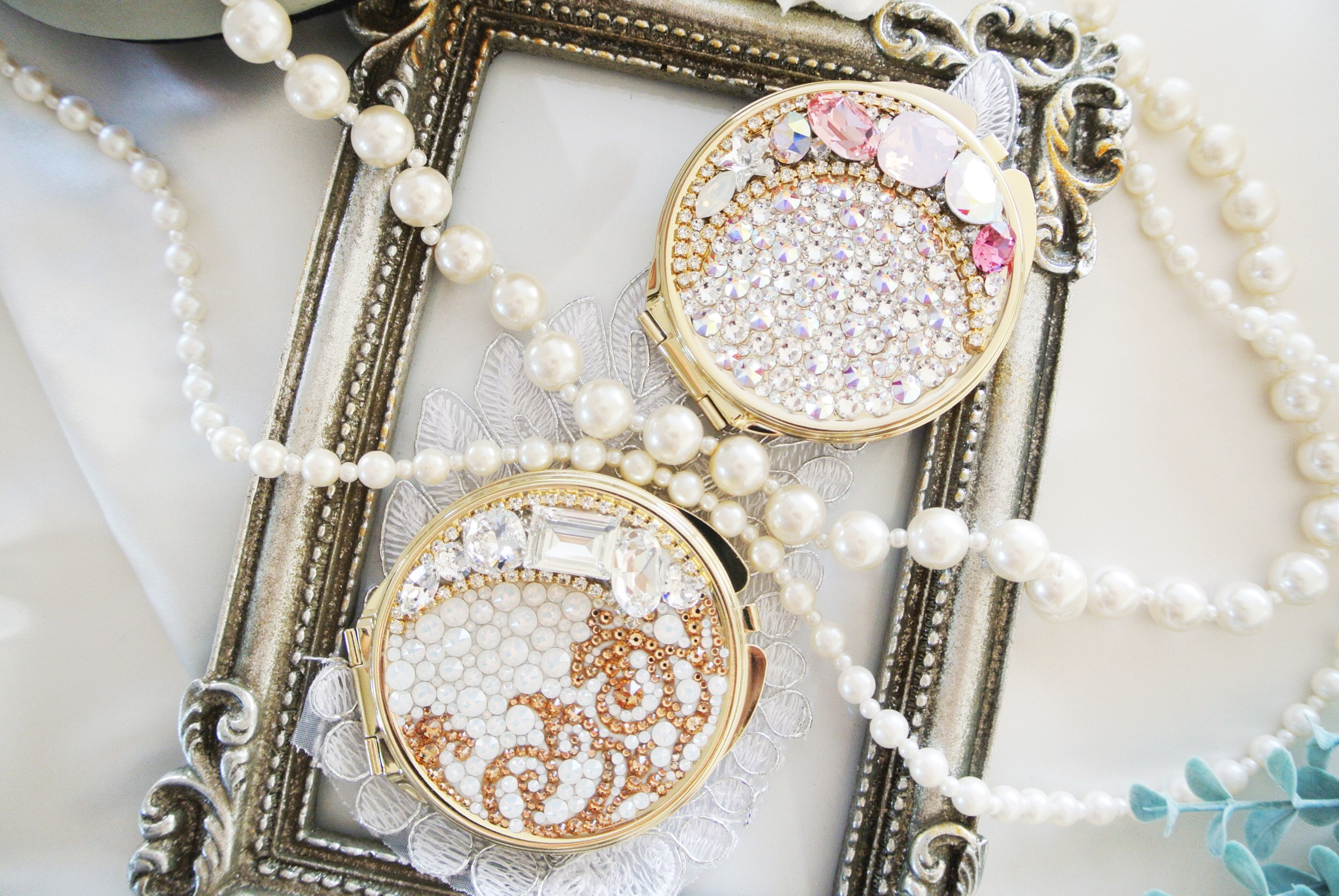 スワロフスキー　オーロラ、ピンク　ラインストーンビジューデコレーションミラー