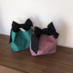 ボタニカル裏地のちっちゃなリボン結びbag   くすみカラー 1枚目の画像