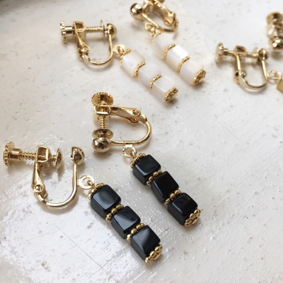 【nemon】Cube short earring 2枚目の画像