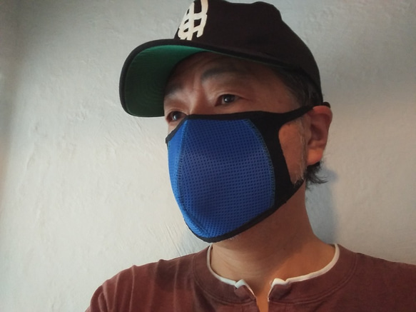 【通気性は不織布マスクの10倍】ズレにくく、呼吸が楽なダブルラッセル素材、涼しく蒸れない日本製ネオプレーンマスク 10枚目の画像