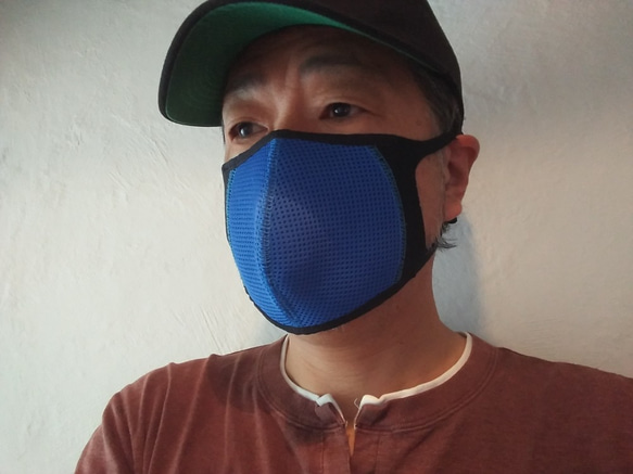 【通気性は不織布マスクの10倍】ズレにくく、呼吸が楽なダブルラッセル素材、涼しく蒸れない日本製ネオプレーンマスク 8枚目の画像