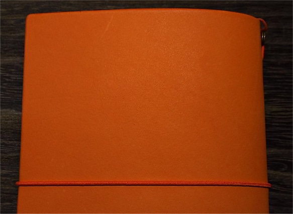 B7パスポートサイズの本革手帳カバー 色：オレンジ【カバーのみ】B7C-MOR0003【送料無料】 5枚目の画像