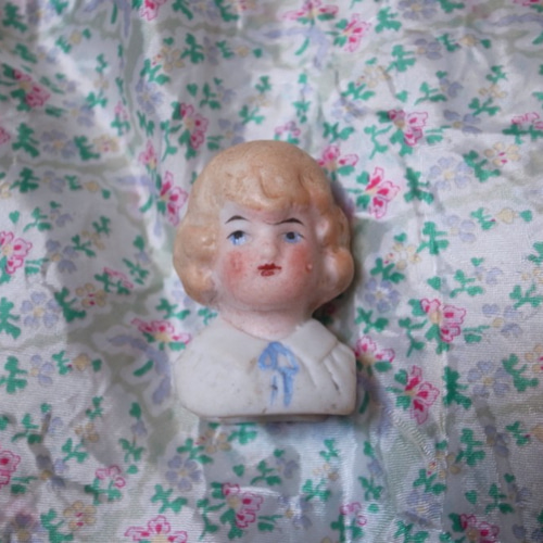 ヴィンテージ 青い瞳の子供 青いリボン 頭部 人形作り 1910s ドイツ 
