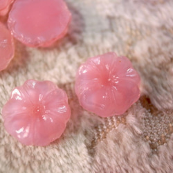 ヴィンテージ ピンク色 花のカボション 3個セット チェコスロバキア製 桜色 2枚目の画像