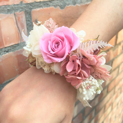 |精靈| 不凋玫瑰。手腕花。浪漫花飾。情人節禮物 第2張的照片