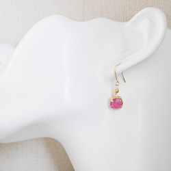 一款穿孔施華洛世奇/ Fisha Pink耳環 第2張的照片