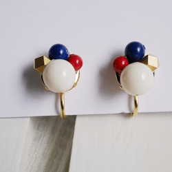 トリコロールクリスタルのbijouxイヤリング（ピアス） 1枚目の画像