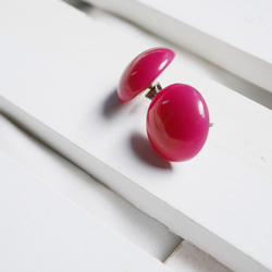 Raspberry Red&#39;s凸圓形耳環 第3張的照片