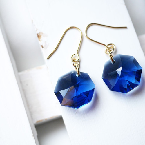 大人かっこいい♥スワロフスキーのピアス/ サファイアブルー ピアス 