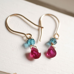 14kgf】ルビー＆ロンドンブルークォーツのミニミニピアス ピアス