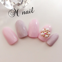 パールフラワーnail♡ネイルチップ 2枚目の画像