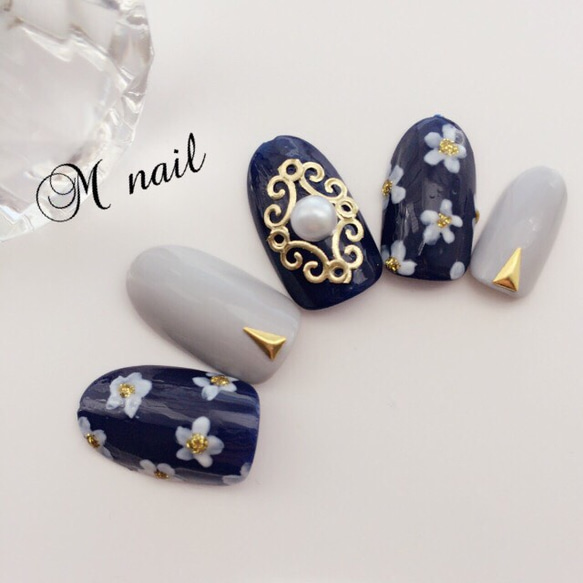 アンティーク paint Flower nail♡ネイルチップ ネイルチップ（つけ爪） ♡M nail♡ 通販｜Creema(クリーマ)