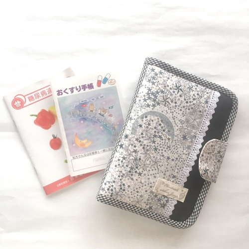 受注製作☆薬剤師が作る、ファスナー付き大きめお薬手帳ケース☆母子